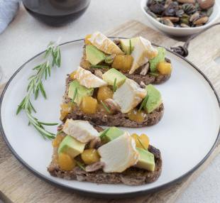 Suggestion dégustation Langres Tartines mangues avocat